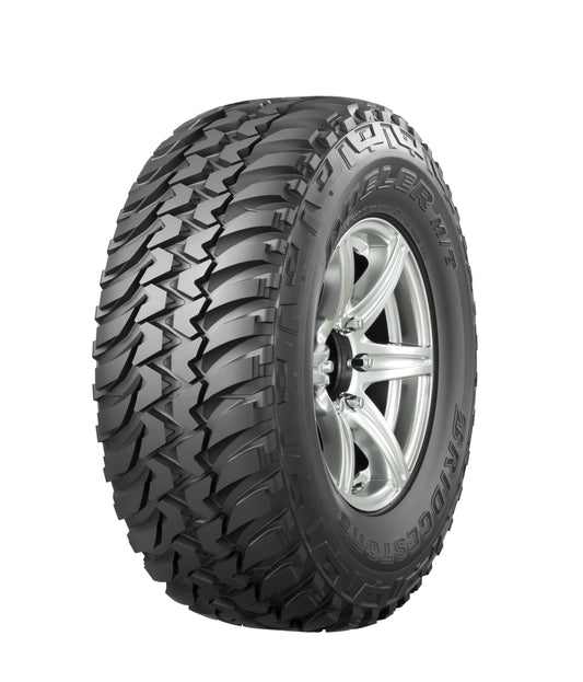 235/85R16 BRIDGESTONE D674 OWT M/T